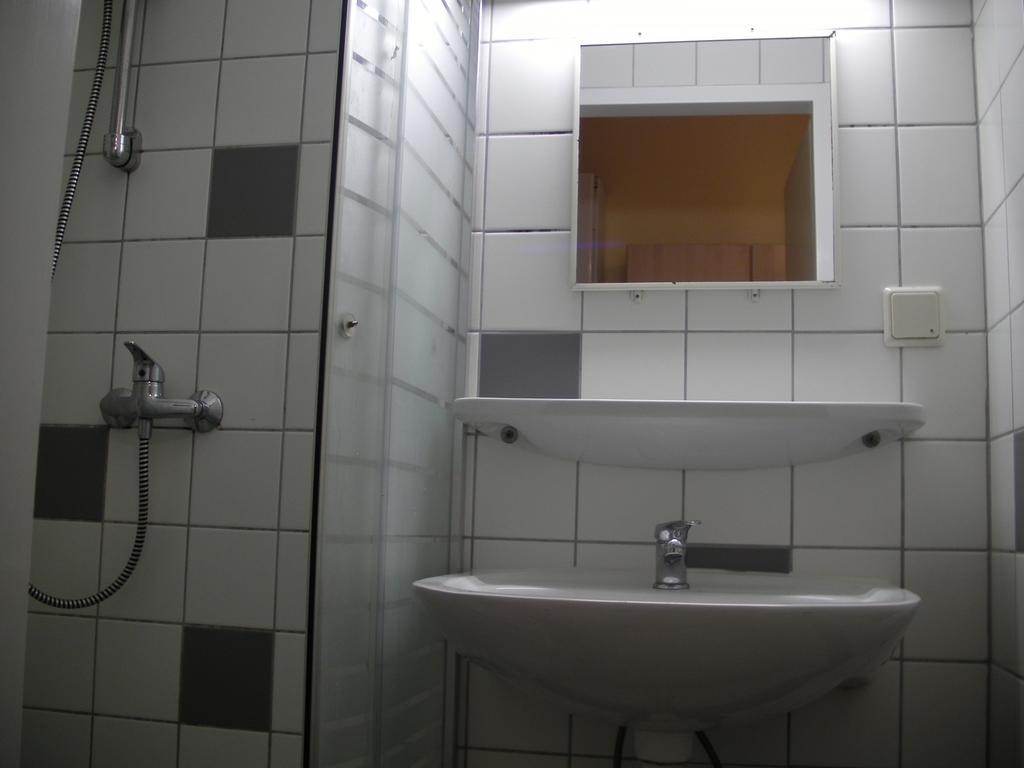 Economy Vierbettzimmer mit Gemeinschaftsbad